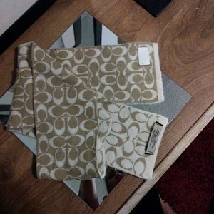 Coach winter scarf